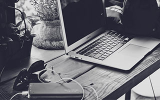 乐鱼体育网站-2026F1中国大奖赛梅奔安东内利夺冠